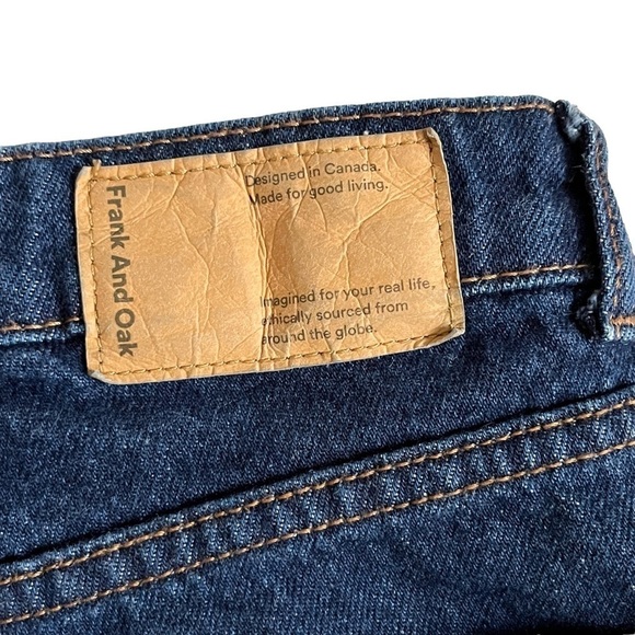 FRANK And Oak Stevie Tapered High Waisted Mom Jeans - Picture 14 of 16